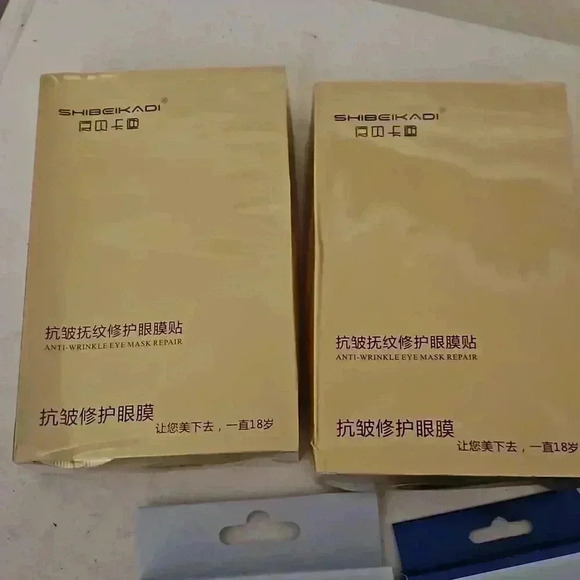 Eye and foot masks - Picture 4 of 7